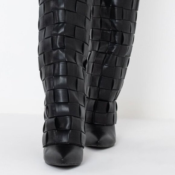 AZALEA WANG WEAVING THROUGH NIGHT WEDGE BOOT IN BLACK ( BRAND NEW !!! ) - Picture 2 of 7